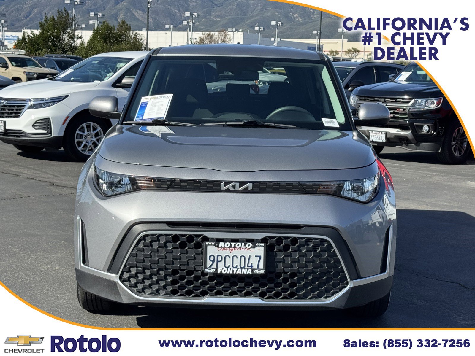 Used 2025 Kia Soul LX w/ LX Technology Package image 2