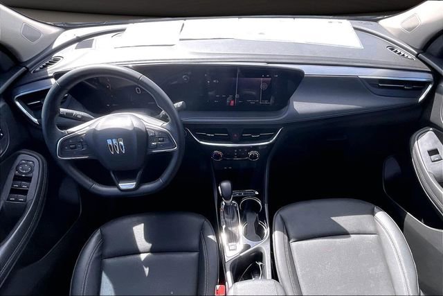 Used 2024 Buick Encore GX Sport Touring image 14
