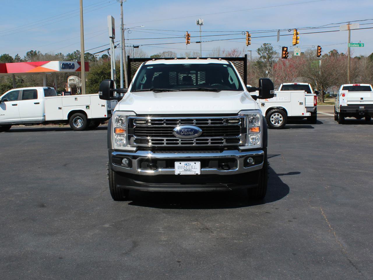 Used 2024 Ford F550 4x4 Crew Cab Super Duty image 9