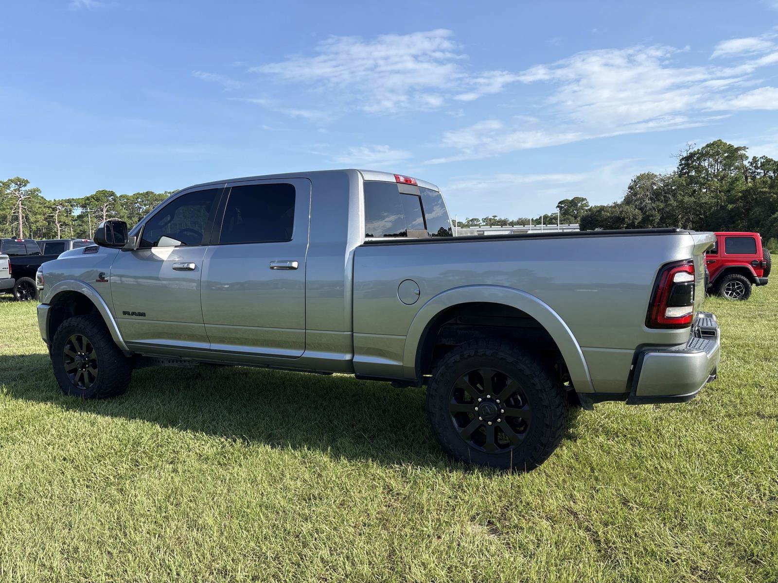 Used 2019 RAM 2500 Laramie AWD/4WD image 5