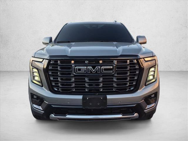 Used 2025 GMC Yukon Denali Ultimate AWD/4WD image 2