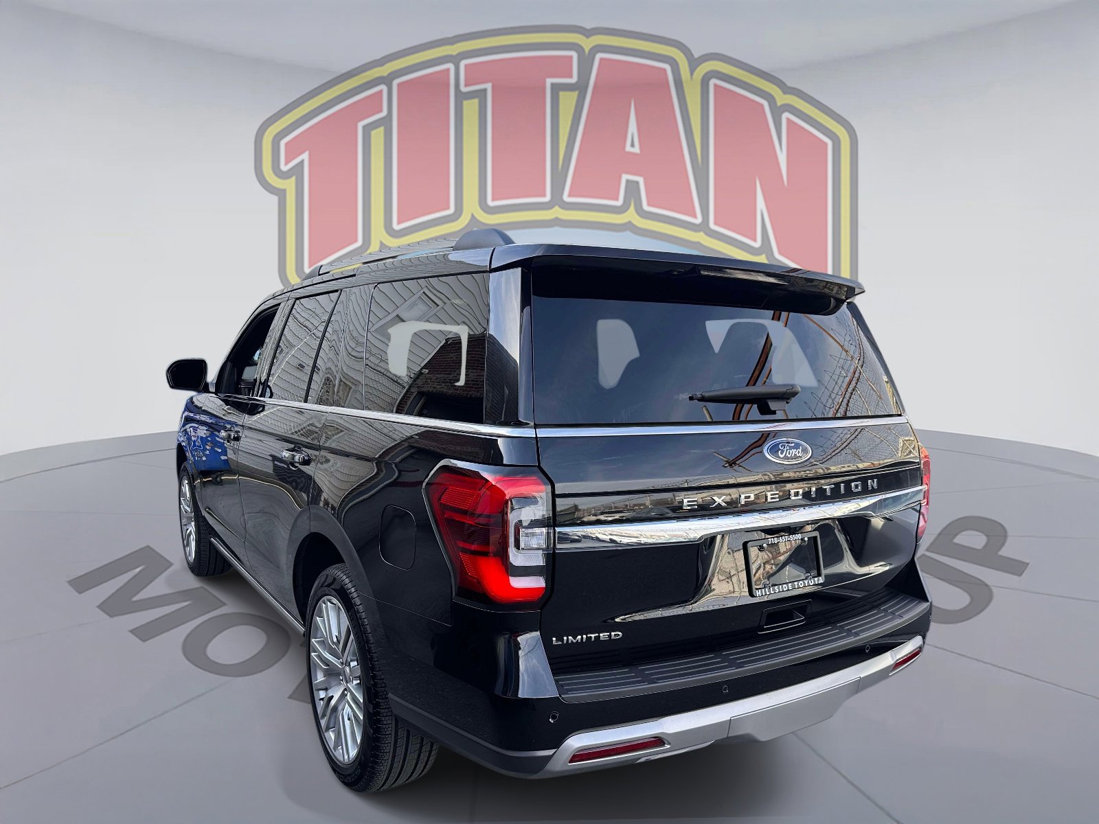Used 2024 Ford Expedition Limited image 2