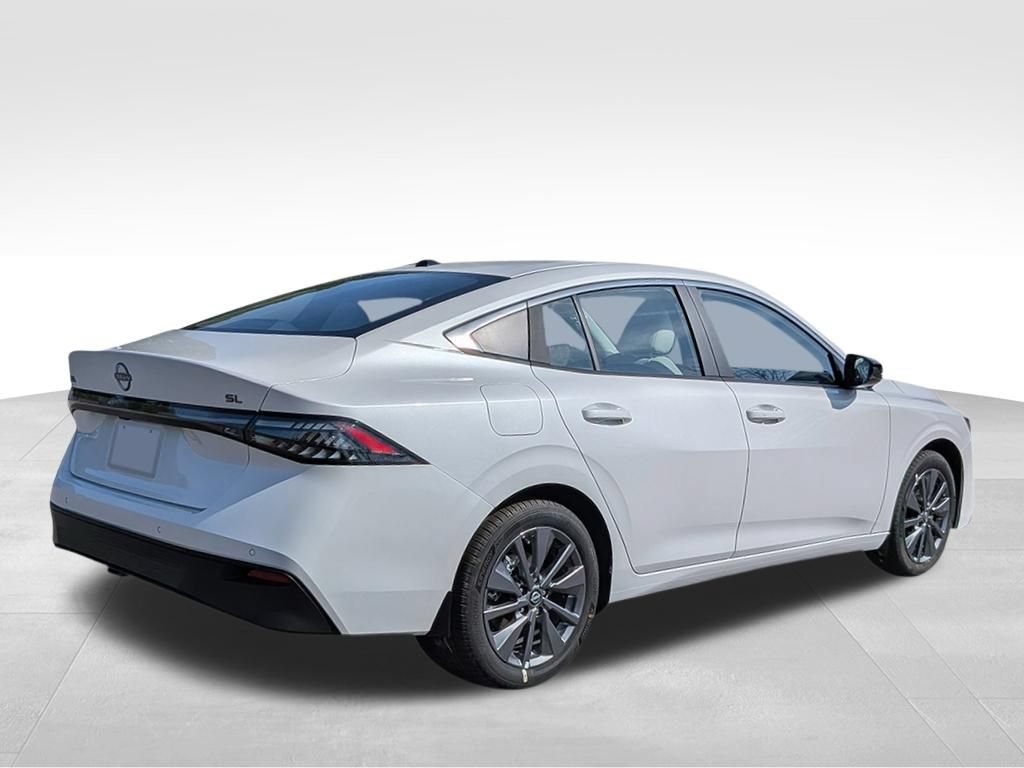 New 2026 Nissan Sentra SL w/ Floor Mat Package FWD image 4