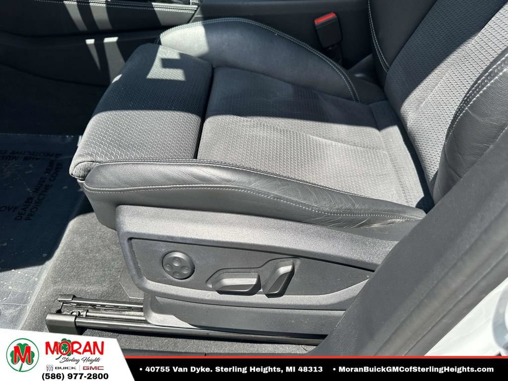 Used 2022 Audi SQ5 Premium Plus w/ Premium Plus Package AWD/4WD image 19