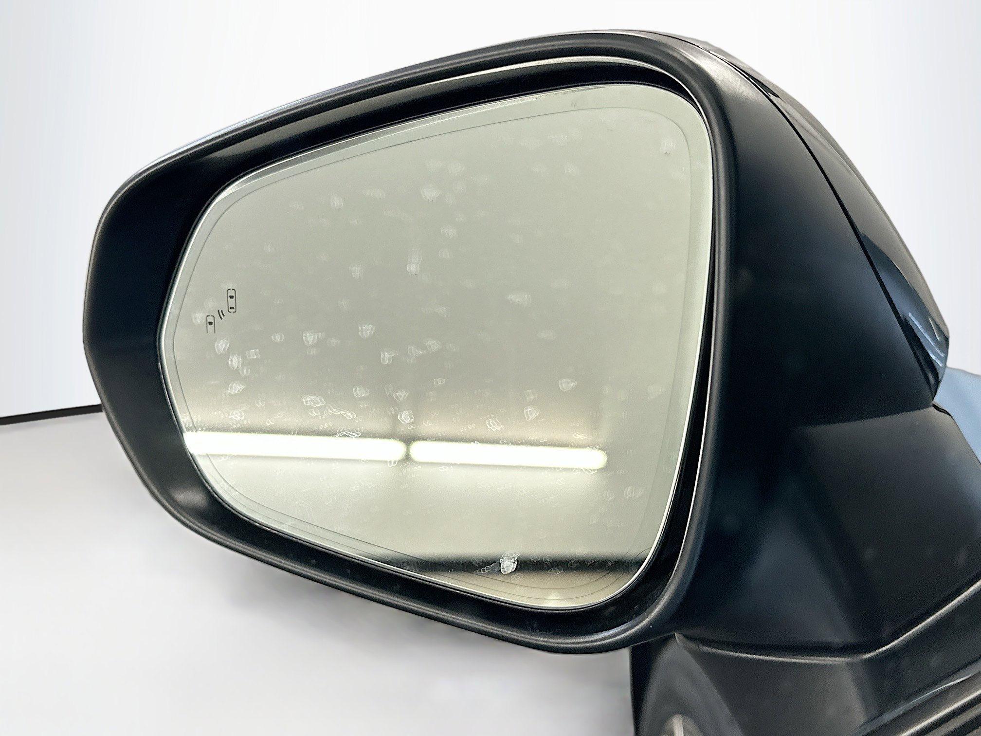 Used 2023 Lexus RZ 450e Premium w/ Accessory Package (Z1) image 16