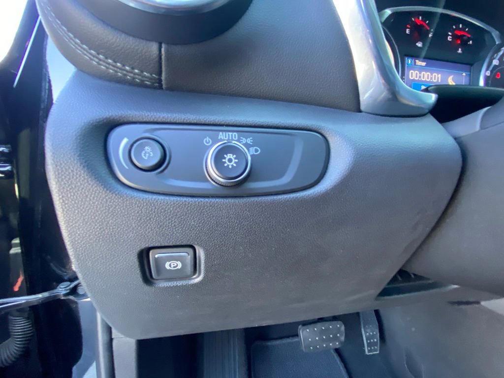 Used 2021 Chevrolet Blazer LT image 12