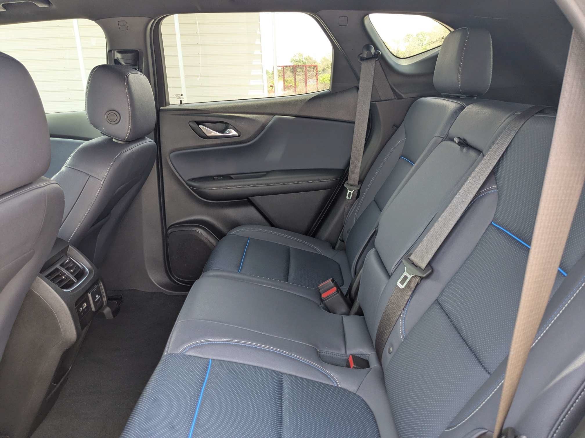 Used 2023 Chevrolet Blazer RS FWD image 19