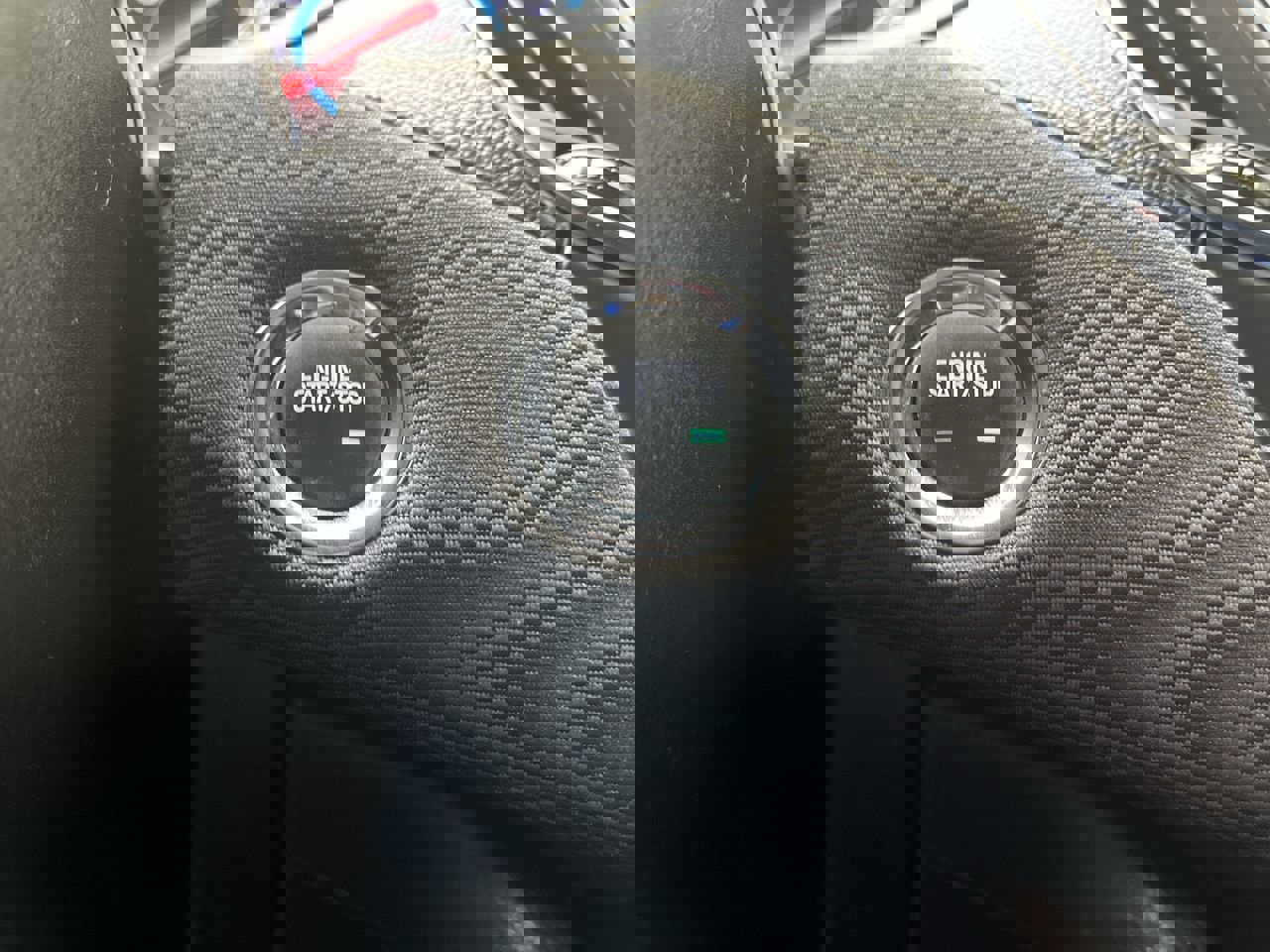 Used 2017 Chevrolet Cruze LT w/ Convenience Package image 19