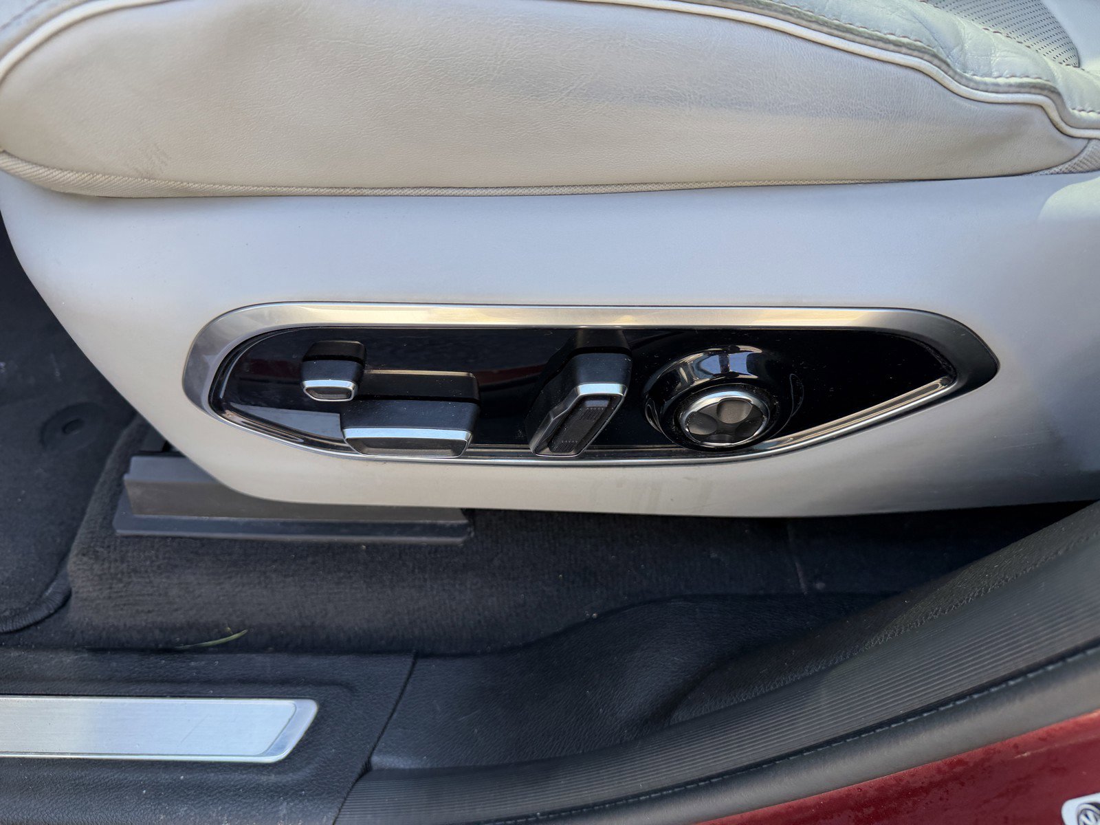 Used 2022 Jeep Grand Cherokee L Overland w/ Luxury Tech Group IV image 25