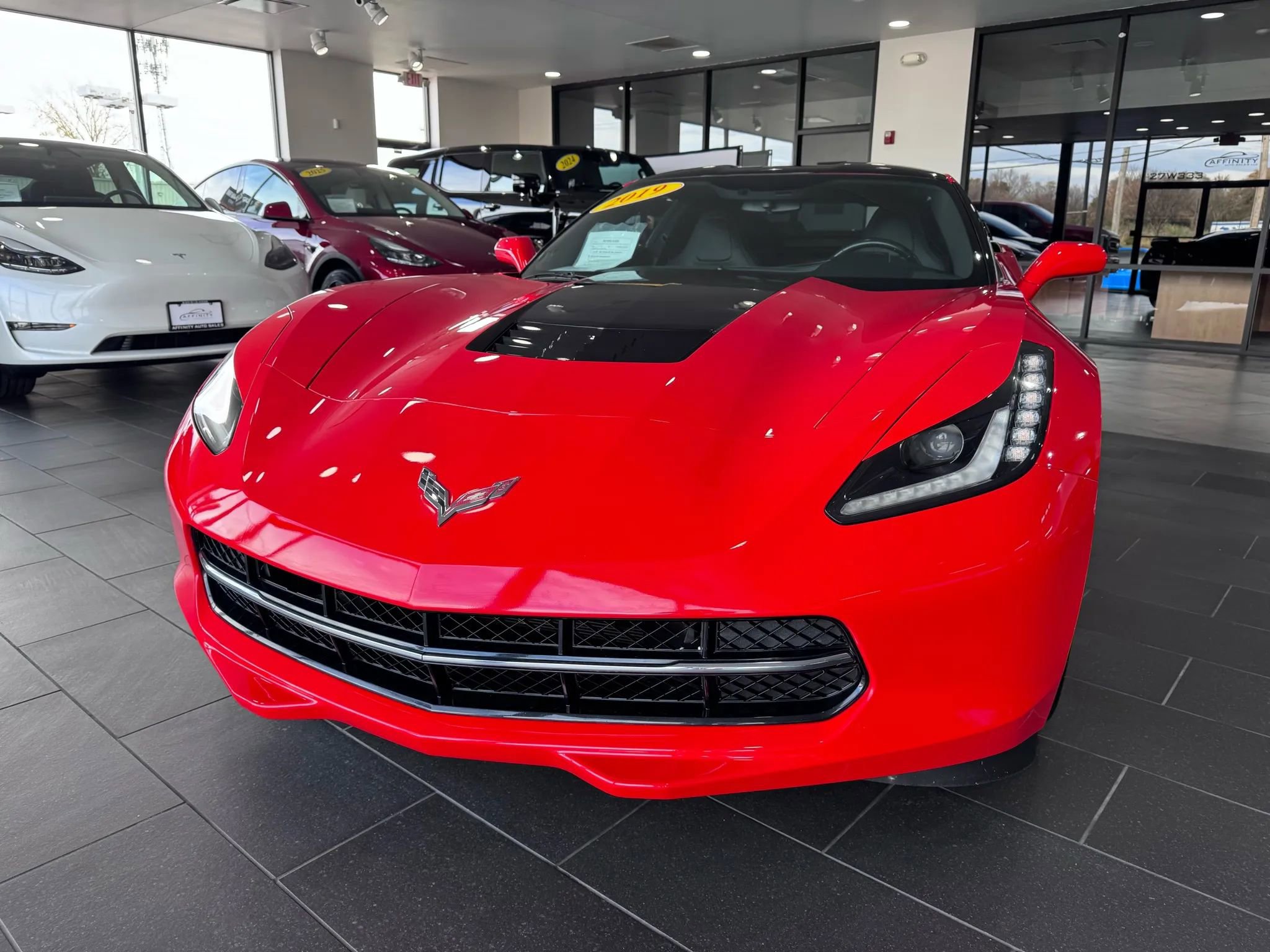 Used 2019 Chevrolet Corvette Stingray Coupe w/ 1LT image 8