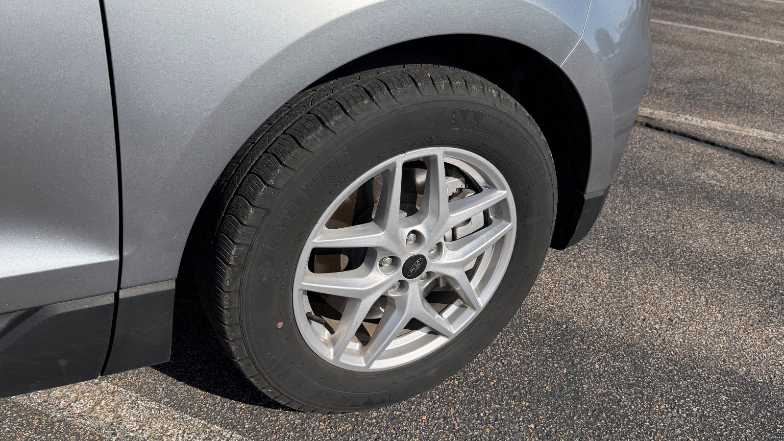 Certified 2024 Ford Edge SEL w/ Convenience Package image 17