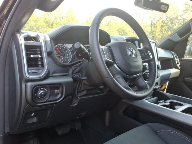 New 2027 RAM 1500 Big Horn w/ Night Edition AWD/4WD image 14