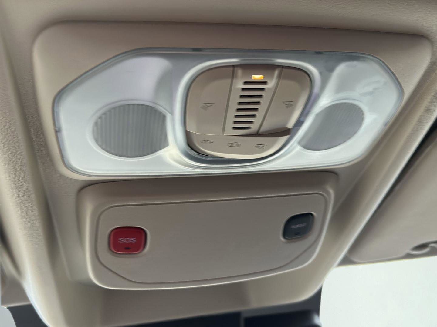 Used 2024 RAM ProMaster 2500 w/ Convenience Group image 29