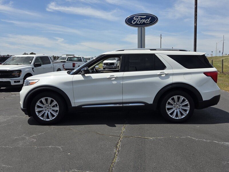 Used 2020 Ford Explorer Limited w/ Class III Trailer Tow Package RWD image 4