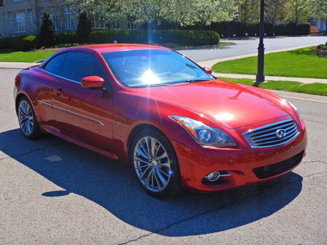 Used 2014 INFINITI Q60 Convertible w/ Premium Package image 8