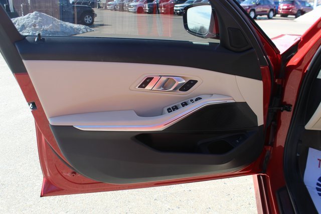 Used 2021 BMW 330i Sedan w/ Convenience Package image 8