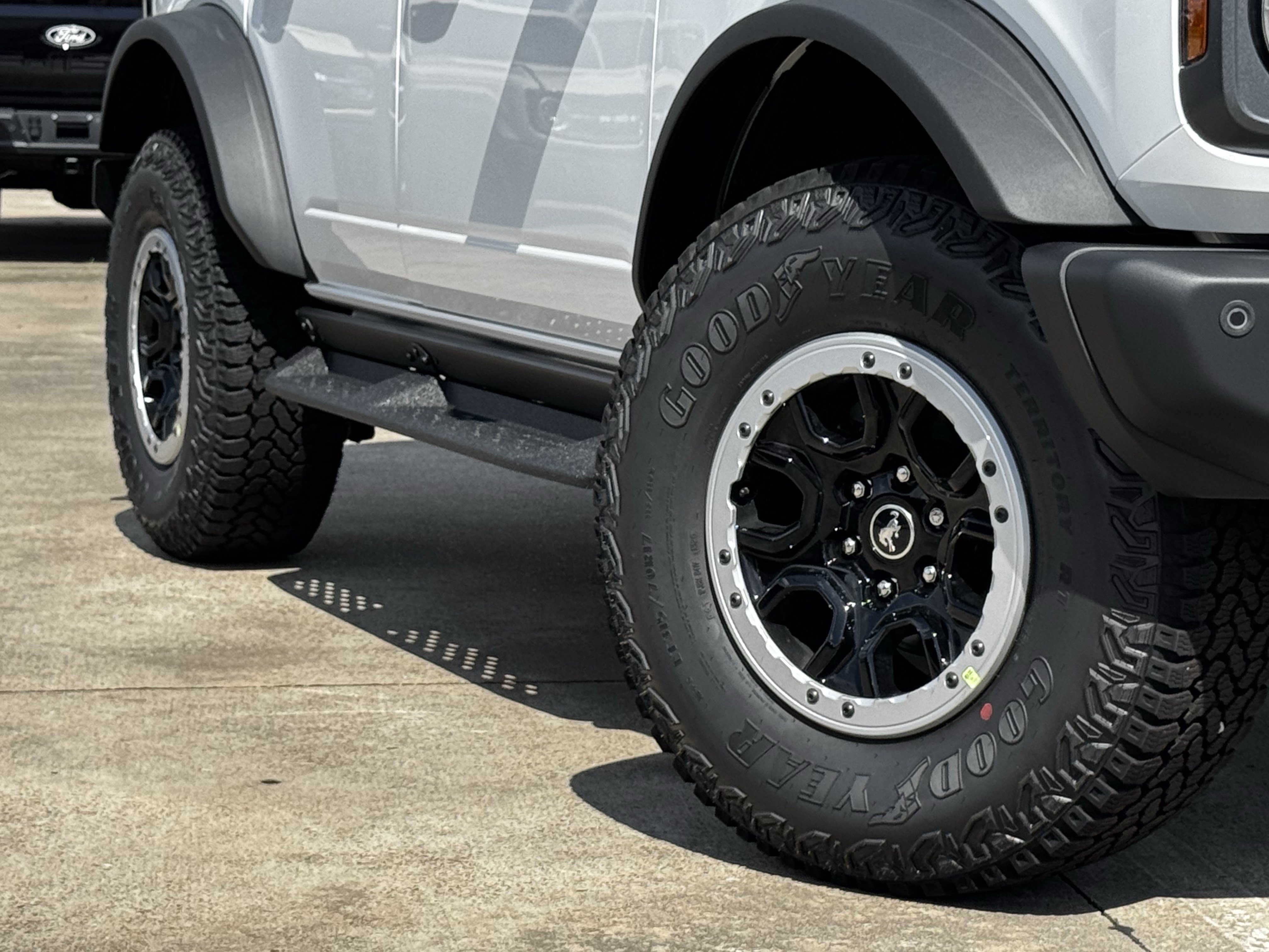 New 2026 Ford Bronco Badlands AWD/4WD image 14