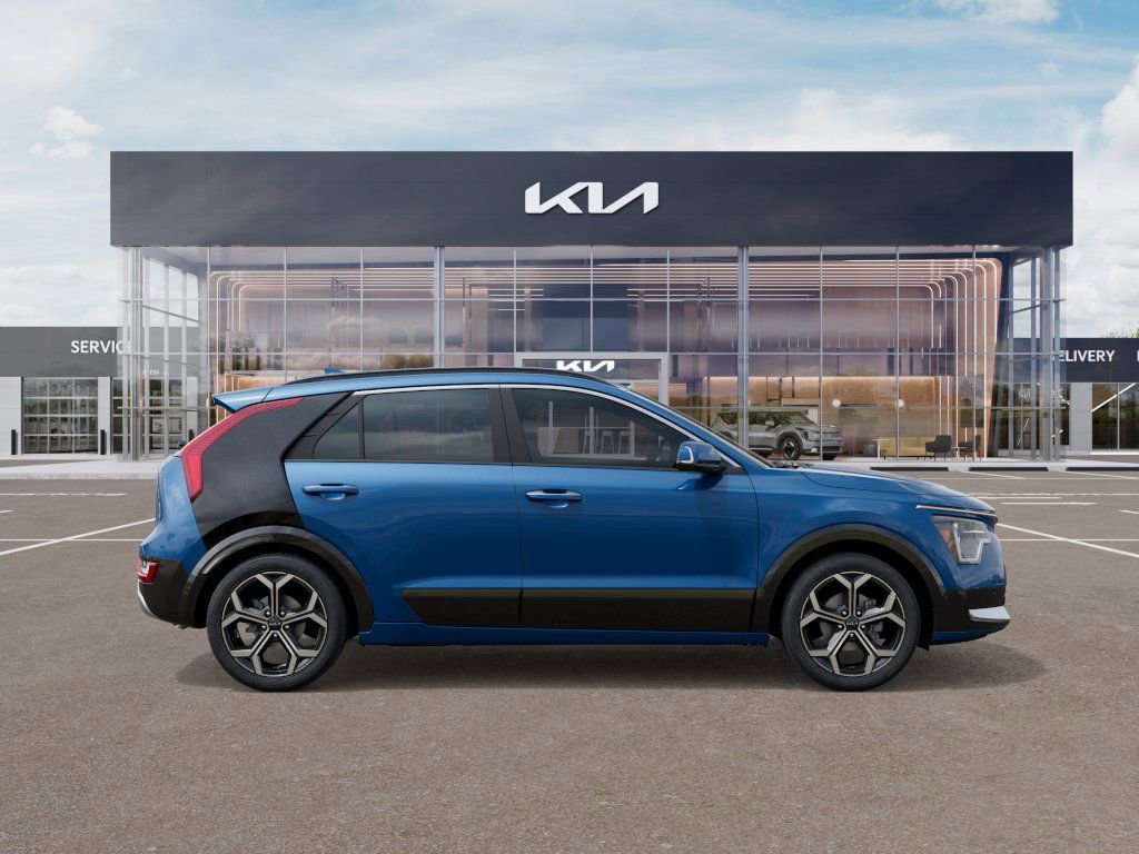New 2026 Kia Niro SX Touring FWD image 7