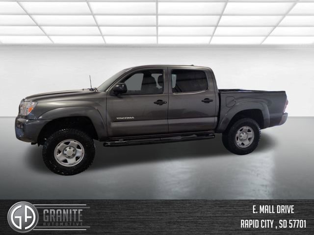 Used 2014 Toyota Tacoma PreRunner w/ SR5 Package RWD image 2