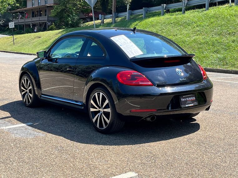 Used 2013 Volkswagen Beetle 2.0T FWD image 20