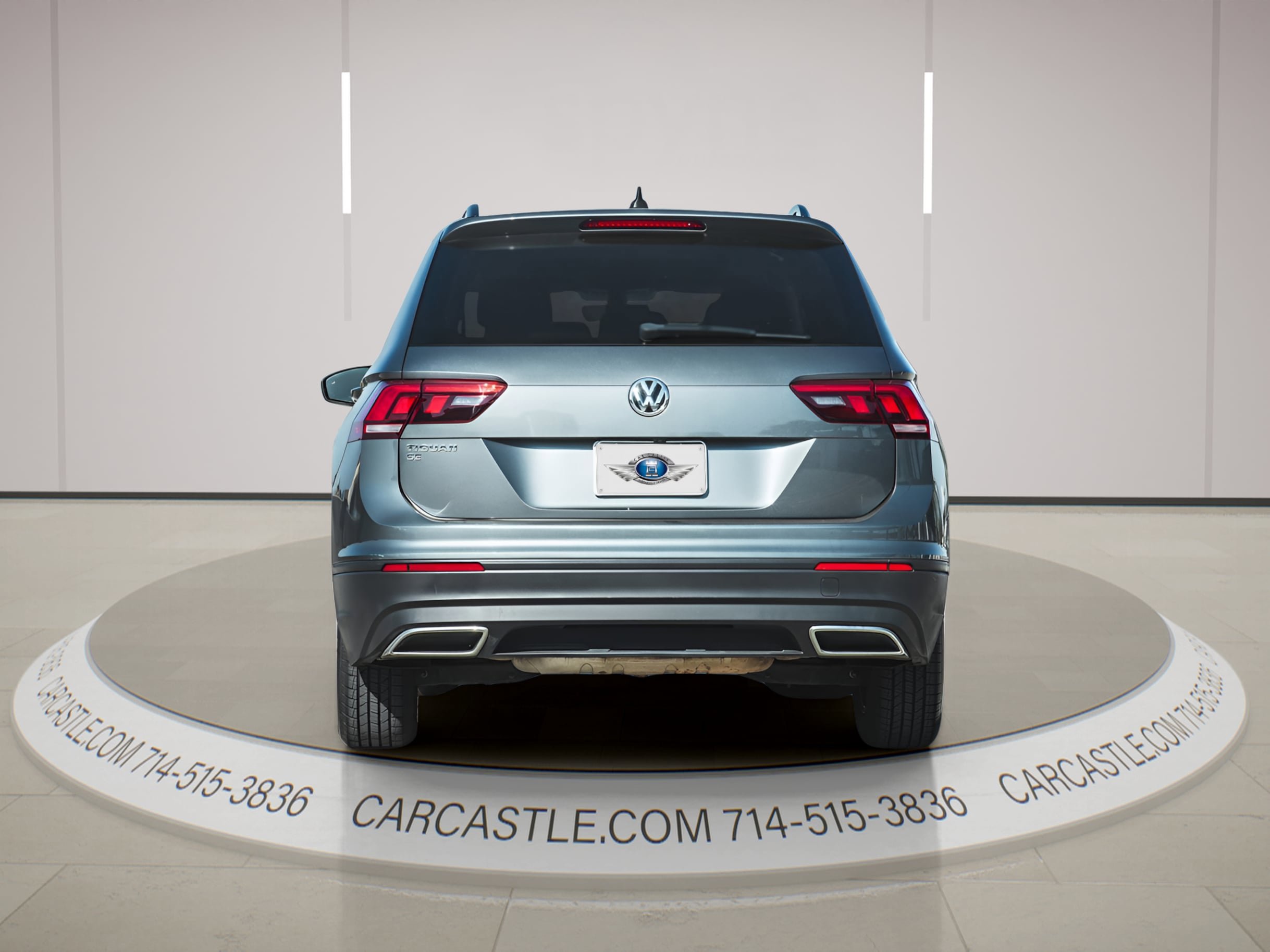 Used 2019 Volkswagen Tiguan SE w/ Panoramic Sunroof Package FWD image 6