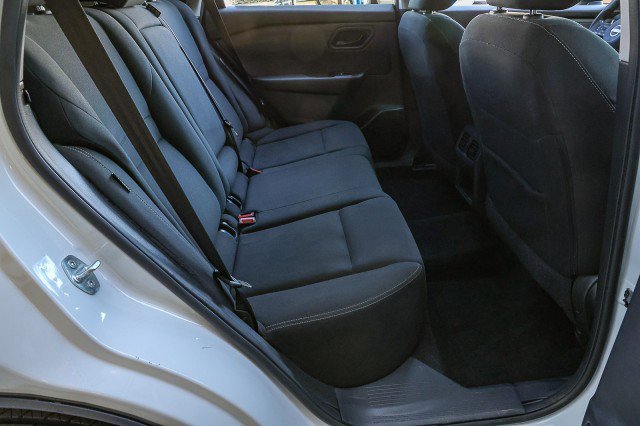 Used 2024 Nissan Rogue S FWD image 27