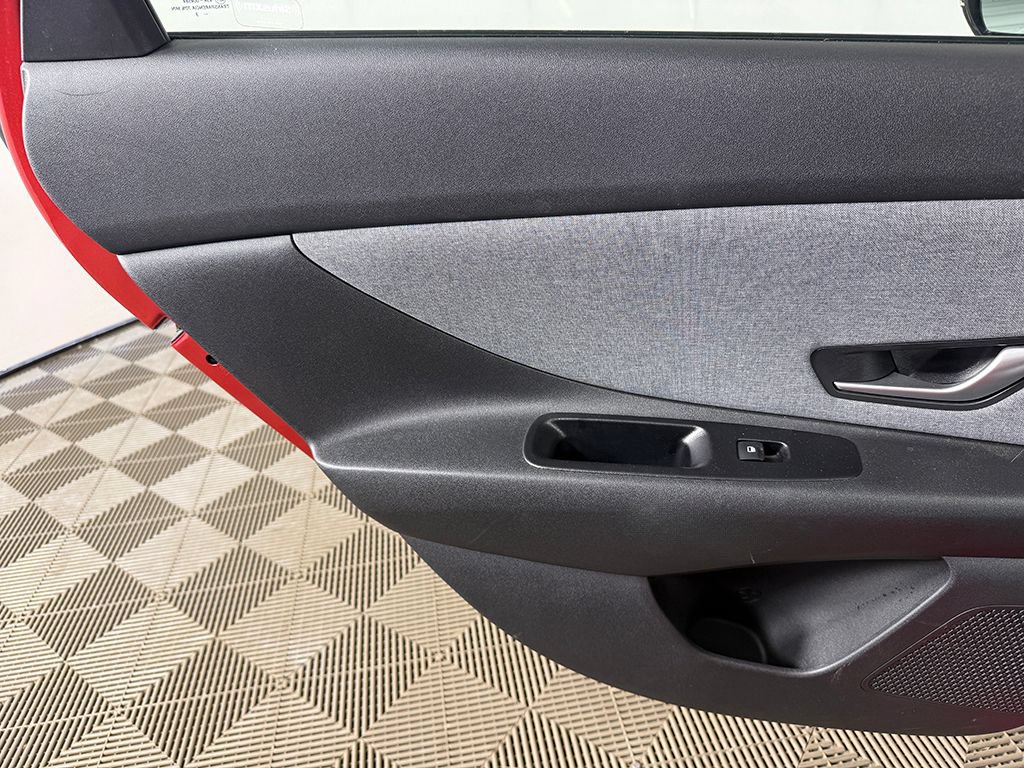Used 2023 Hyundai Elantra Limited w/ Cargo Package FWD image 30