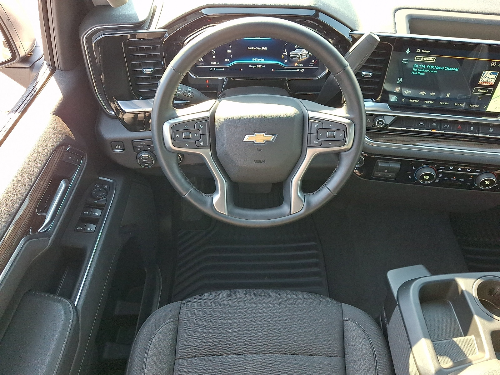 Certified 2025 Chevrolet Silverado 1500 LT AWD/4WD image 11