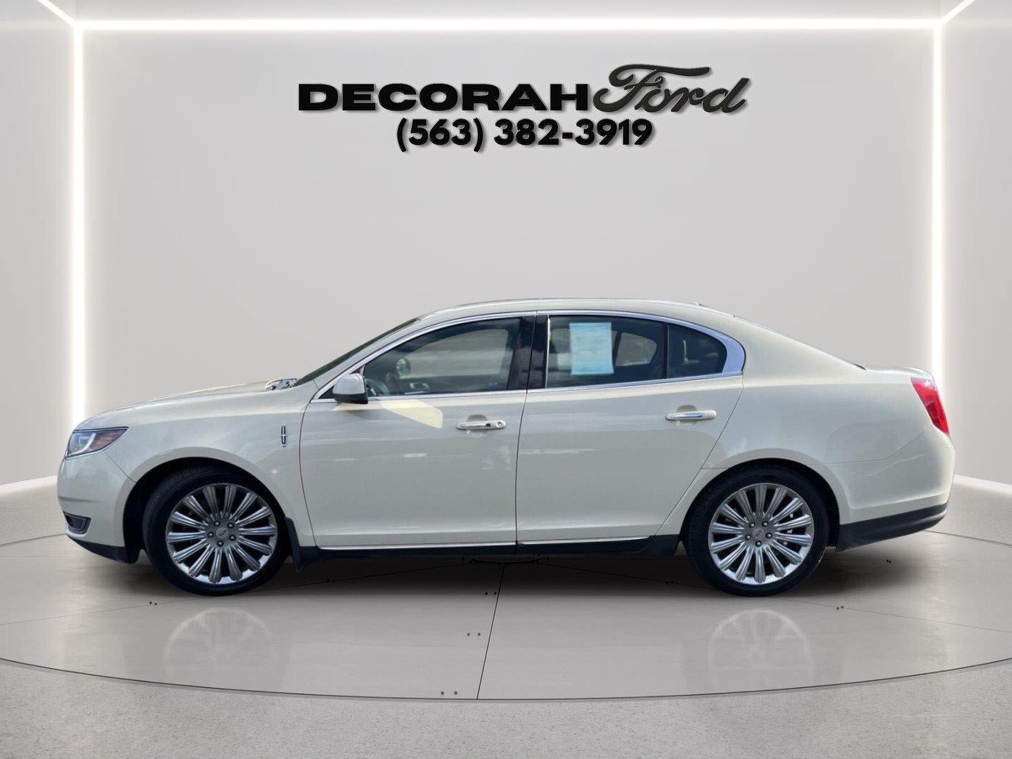 Used 2016 Lincoln MKS AWD w/ Equipment Group 101A image 4