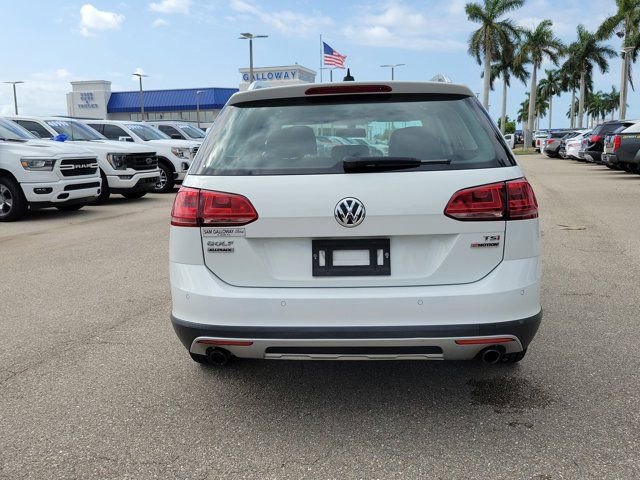 Used 2017 Volkswagen Golf Alltrack SE AWD/4WD image 5