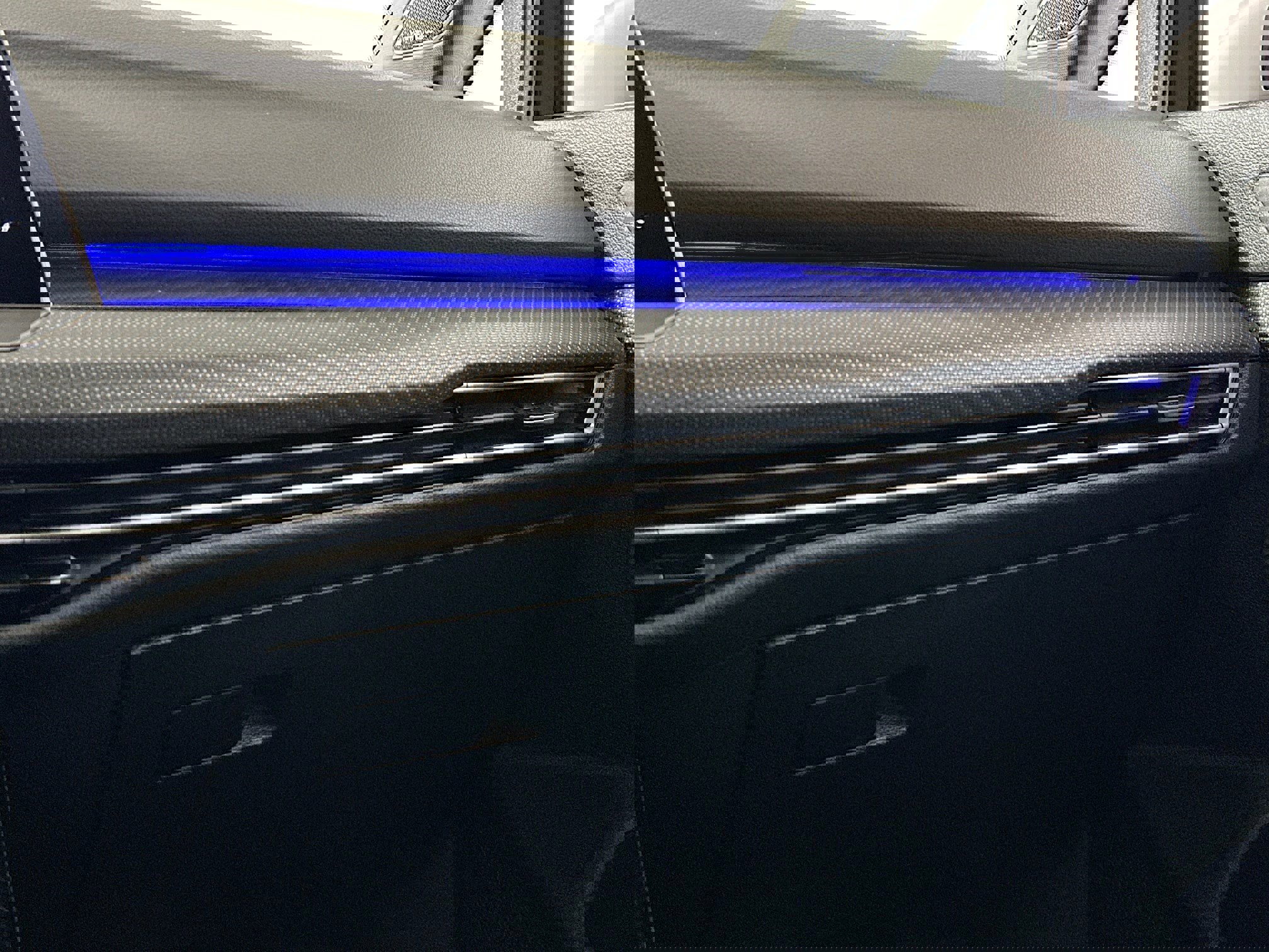 Used 2024 Volkswagen Golf R w/ MDO Package image 15