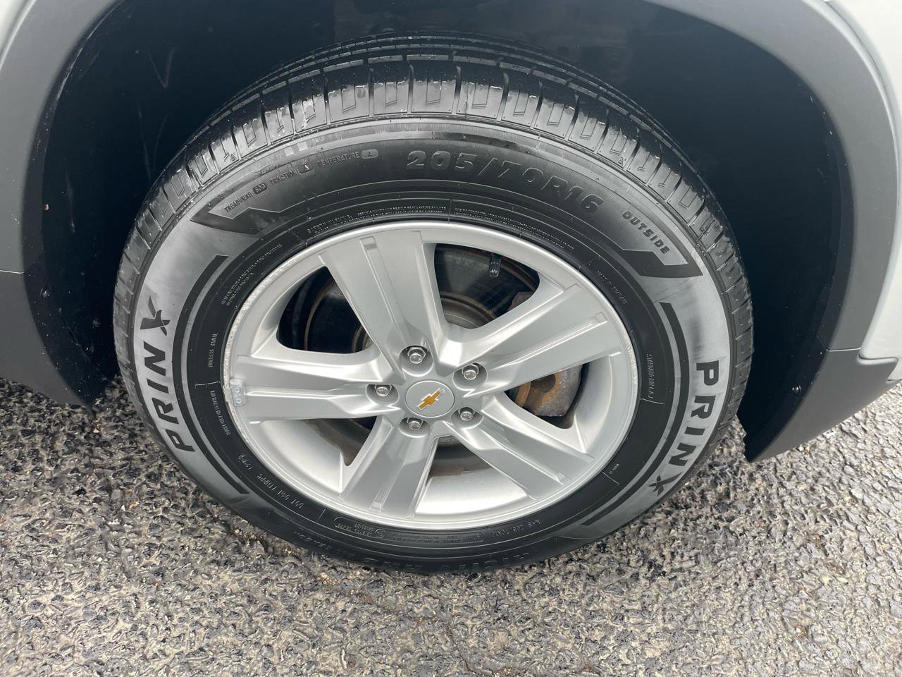 Used 2018 Chevrolet Trax LS AWD/4WD image 12