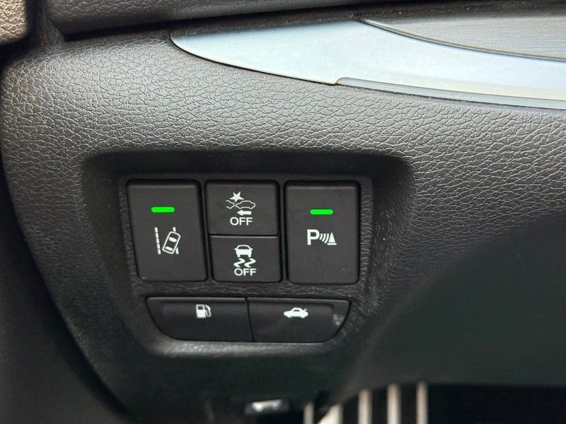 Used 2018 Acura TLX V6 w/ Technology & A-SPEC Pkg AWD/4WD image 30