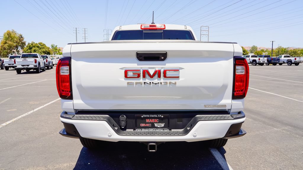 New 2026 GMC Canyon Elevation w/ Convenience Package RWD image 8