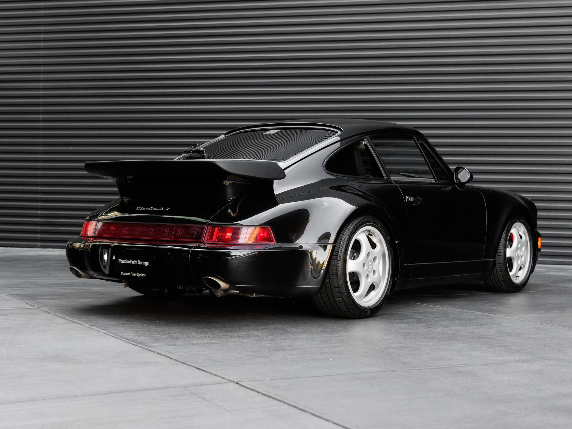 Used 1992 Porsche 911 Turbo RWD image 7