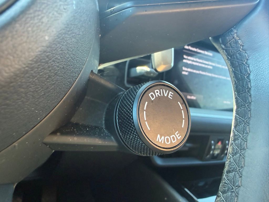 Used 2024 Porsche Cayenne image 21