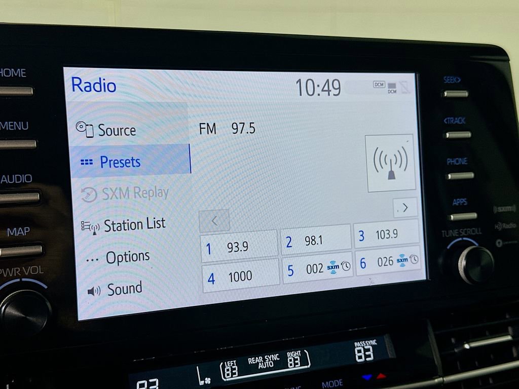 Used 2024 Toyota Sienna XLE FWD image 29