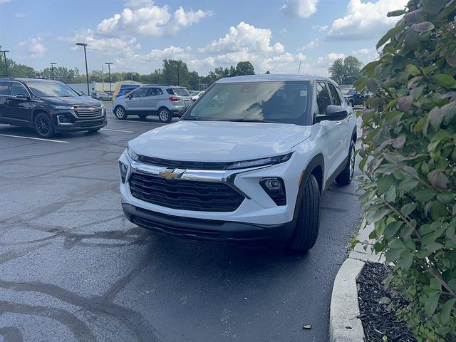 New 2026 Chevrolet TrailBlazer LS w/ LS Convenience Package FWD image 3