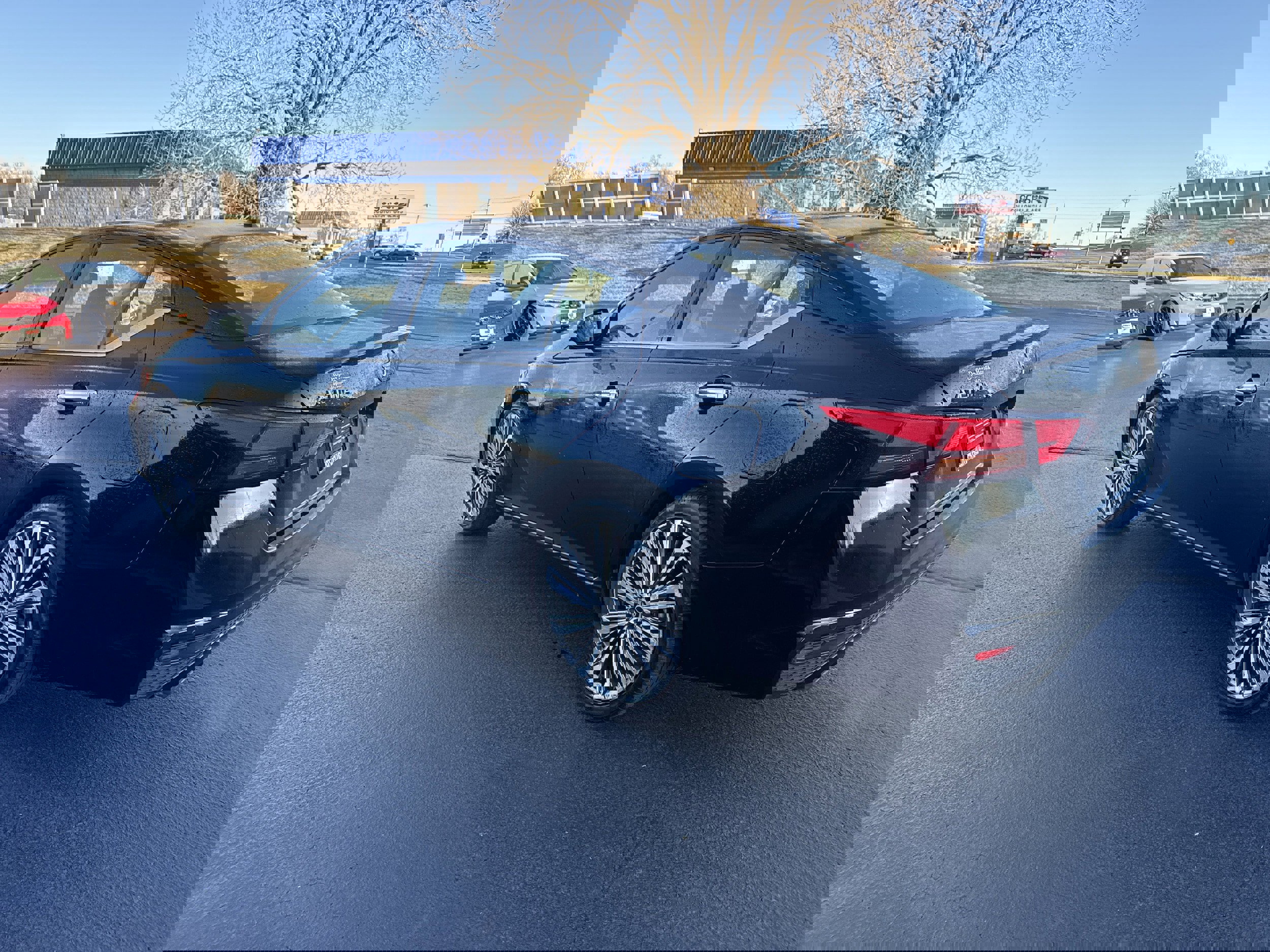 Used 2023 Nissan Altima 2.5 SL FWD image 2