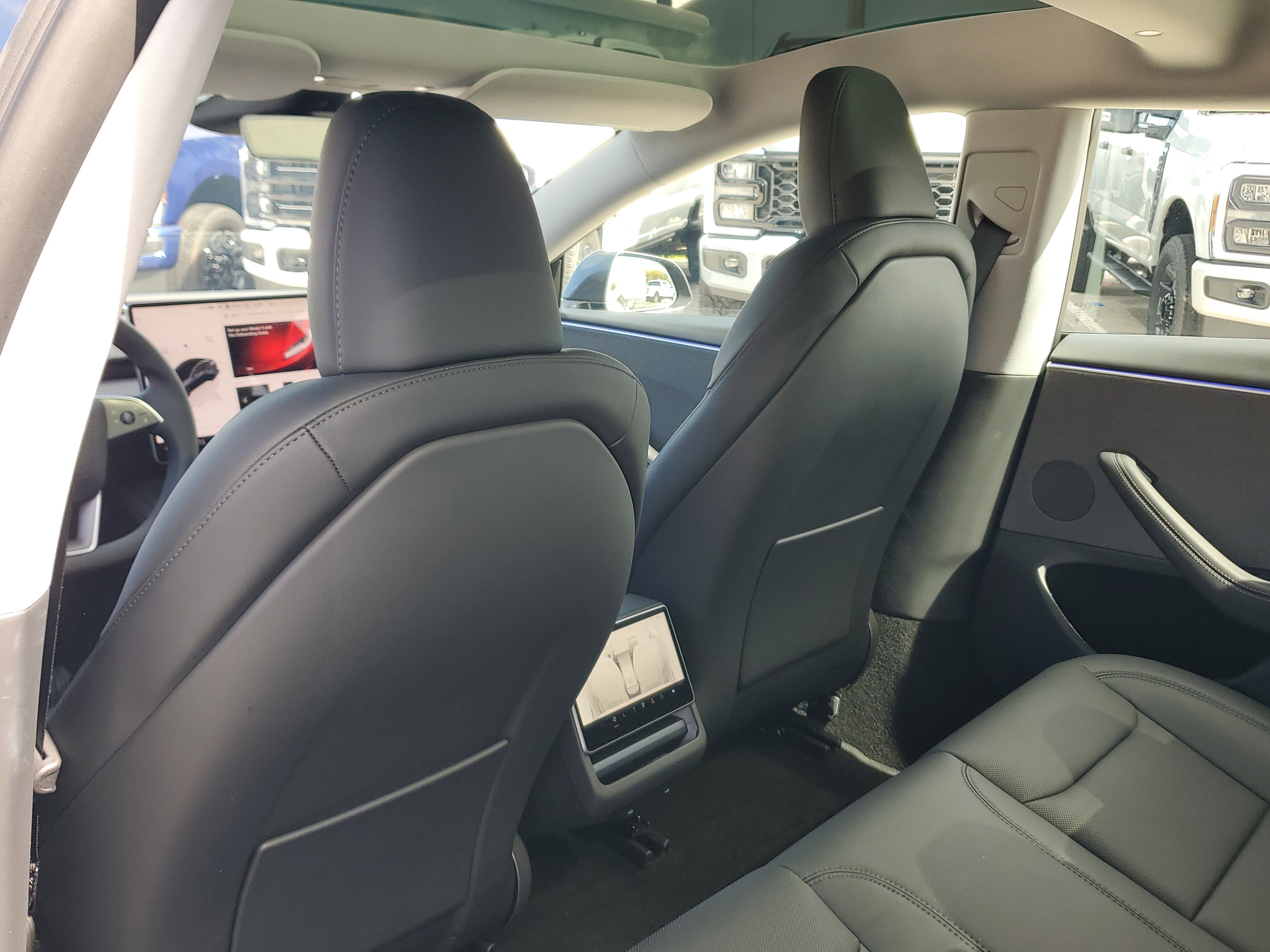 Used 2025 Tesla Model 3 Long Range image 16