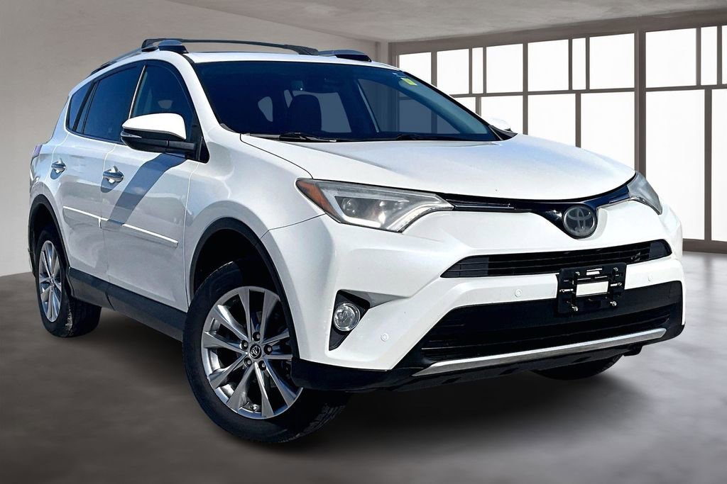 Used 2016 Toyota RAV4 Limited image 3