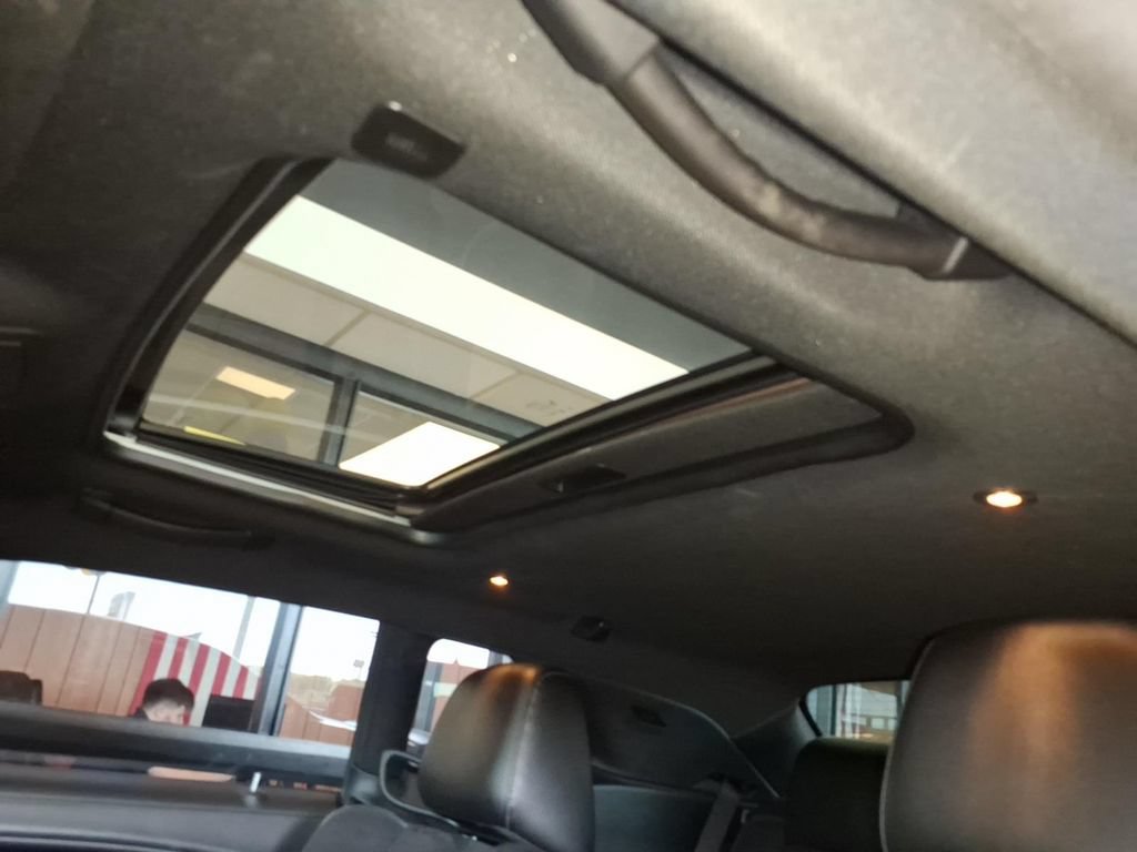 Used 2021 Dodge Challenger R/T Scat Pack RWD image 10