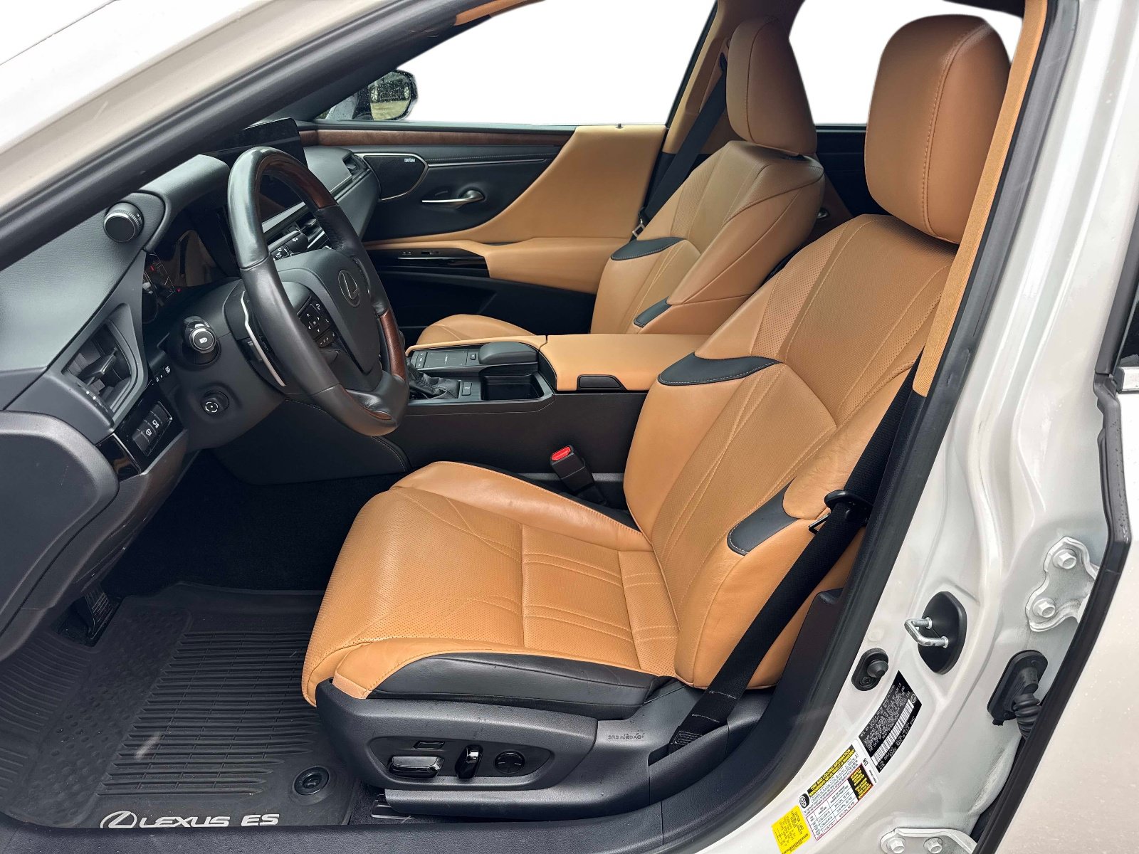 Certified 2022 Lexus ES 350 Ultra Luxury w/ Accessory Package 2 FWD image 20