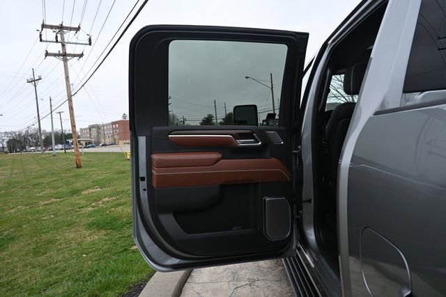 Used 2025 GMC Sierra 2500 Denali Ultimate image 23
