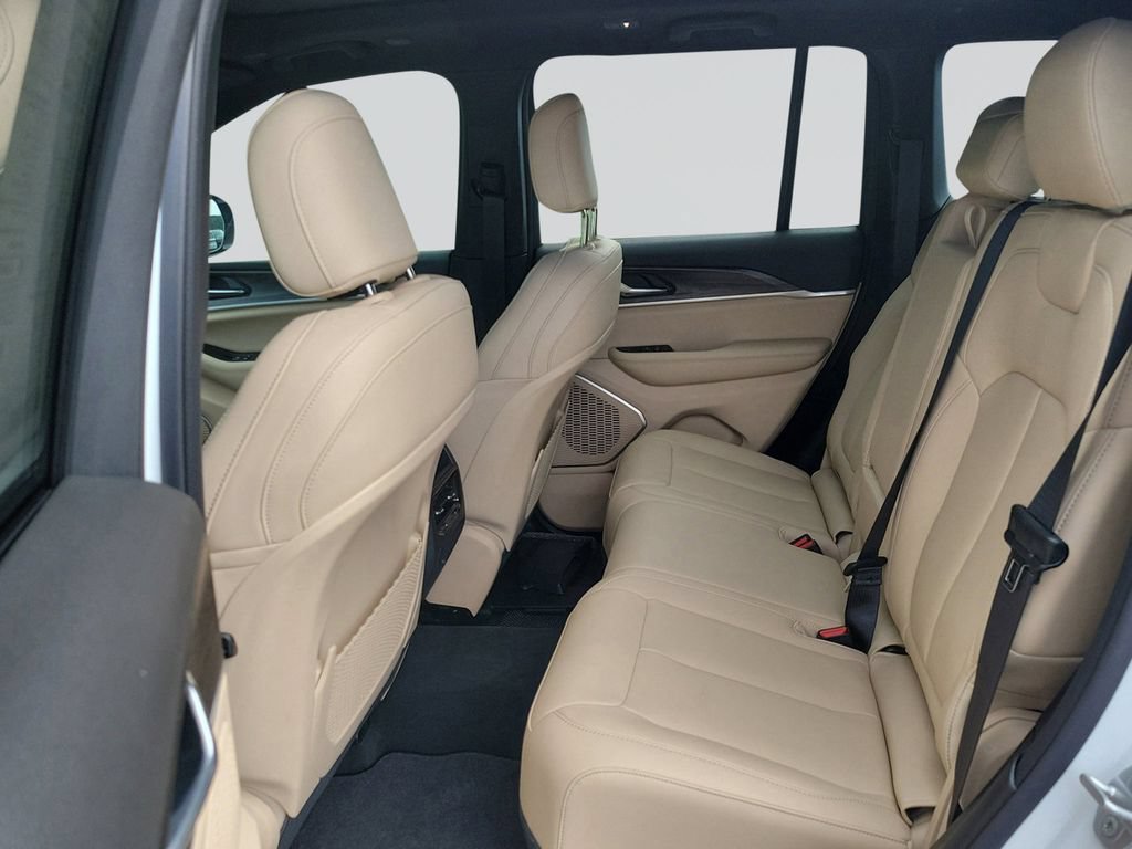 New 2026 Jeep Grand Cherokee Limited w/ Limited Altitude Package RWD image 29