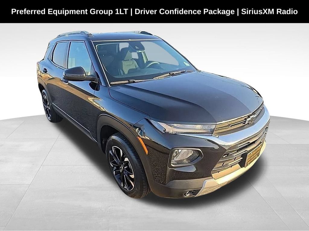 Used 2023 Chevrolet TrailBlazer LT w/ Convenience Package AWD/4WD image 1