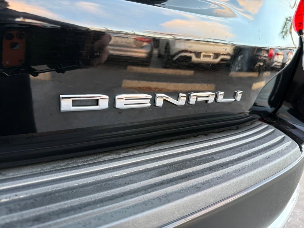 Used 2022 GMC Yukon Denali image 10