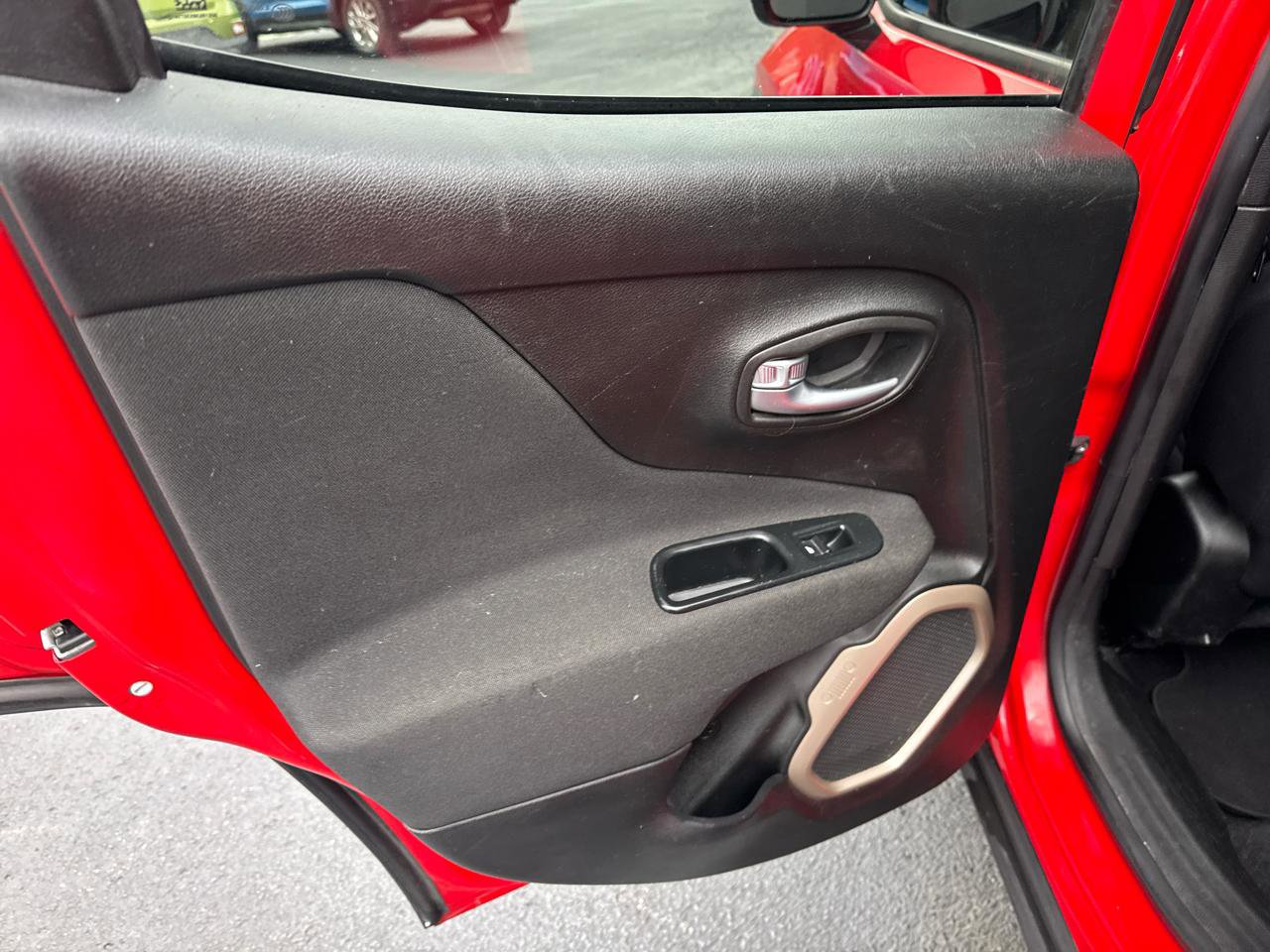 Used 2017 Jeep Renegade Sport w/ Power & Air Group image 12