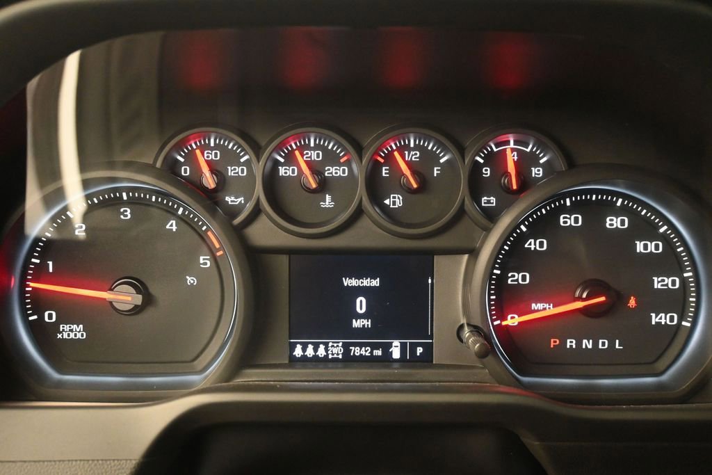 Used 2025 Chevrolet Silverado 2500 Custom w/ Custom Value Package AWD/4WD image 11