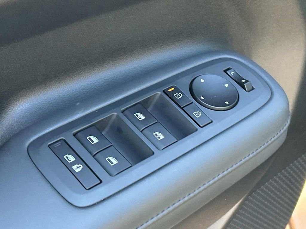 Used 2025 Hyundai Santa Fe XRT AWD/4WD image 18